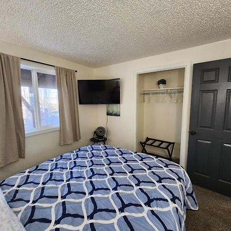 Newly Remodeled Relaxing Stay Near Downtown Fairbanks Exterior photo